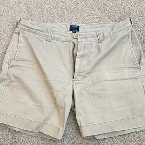 J. Crew Men's Beige Flat Front Shorts